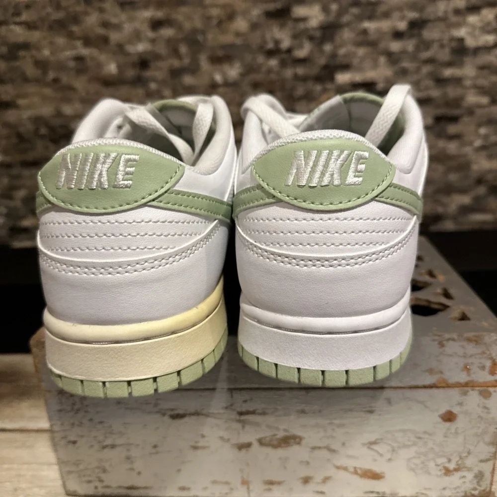 Nike Dunk Low Honeydew DV0831-105 Men's‎ Sneaker Size 8.5 NEW Men Shoes